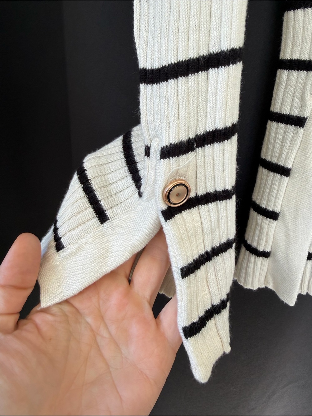 Liz Claiborne White and Black Striped Crewneck Sweater - Picture 2 of 6